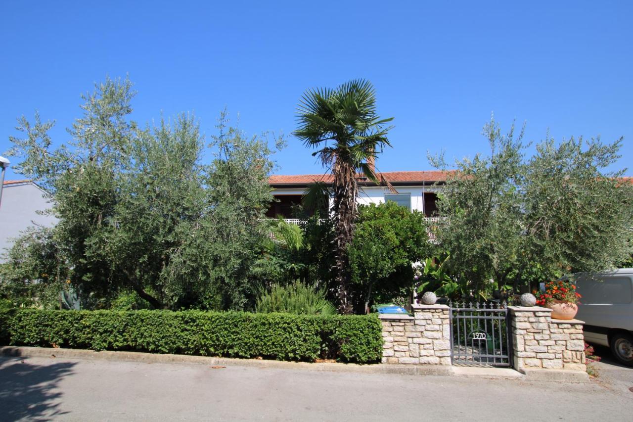 Apartment Sunny Garden Poreč Eksteriør billede